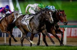 开云体育登录-勇士在迪拜转会引热议