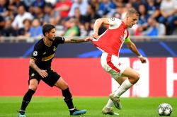 开云体育在线-里尔队在主场击败斯特拉斯堡，豪取三分