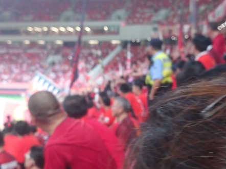 包含上海上港再度主场大胜，击败重庆斯威，发挥不俗的词条