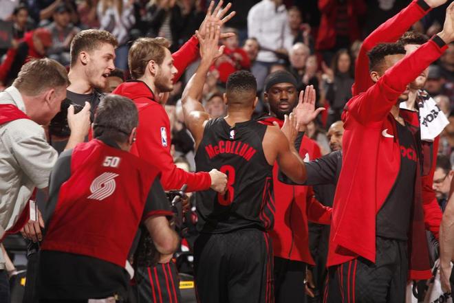 魔术险胜公牛，麦科勒姆统治全场的简单介绍