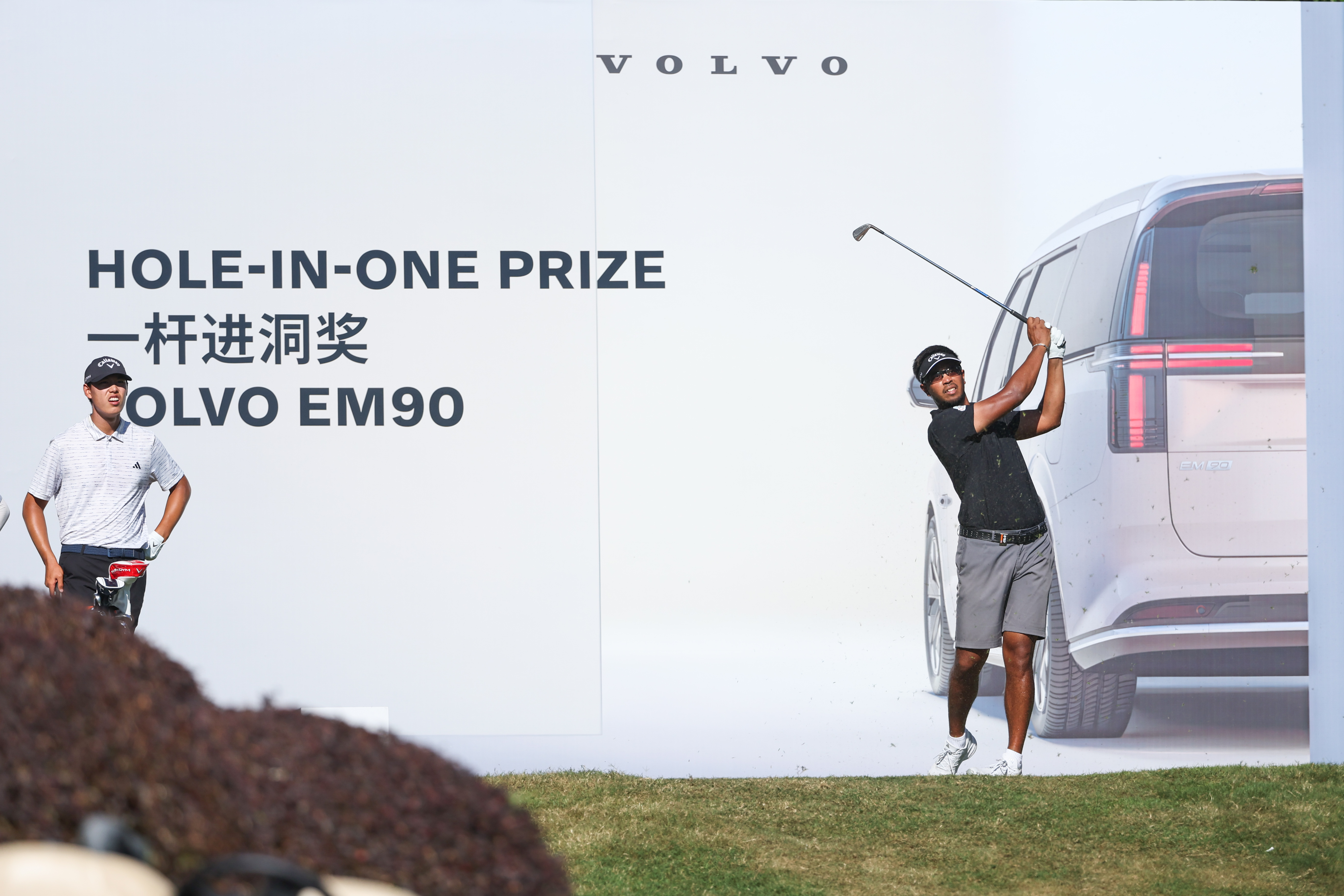 包含高尔夫场外新闻不断,话题热度爆表的词条 包含高尔夫场外新闻不断,话题热度爆表的词条