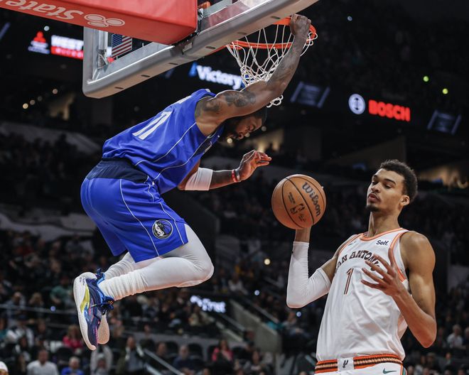 关于山西队力克马刺，欧文惊艳四座的信息